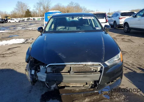 2015 Audi A3 Premium z USA, uszkodzony, nr VIN WAUACGFF3F1077199